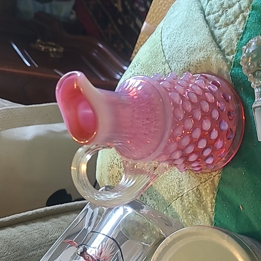 Fenton pink hobnail small cruet - Picture 4 of 6